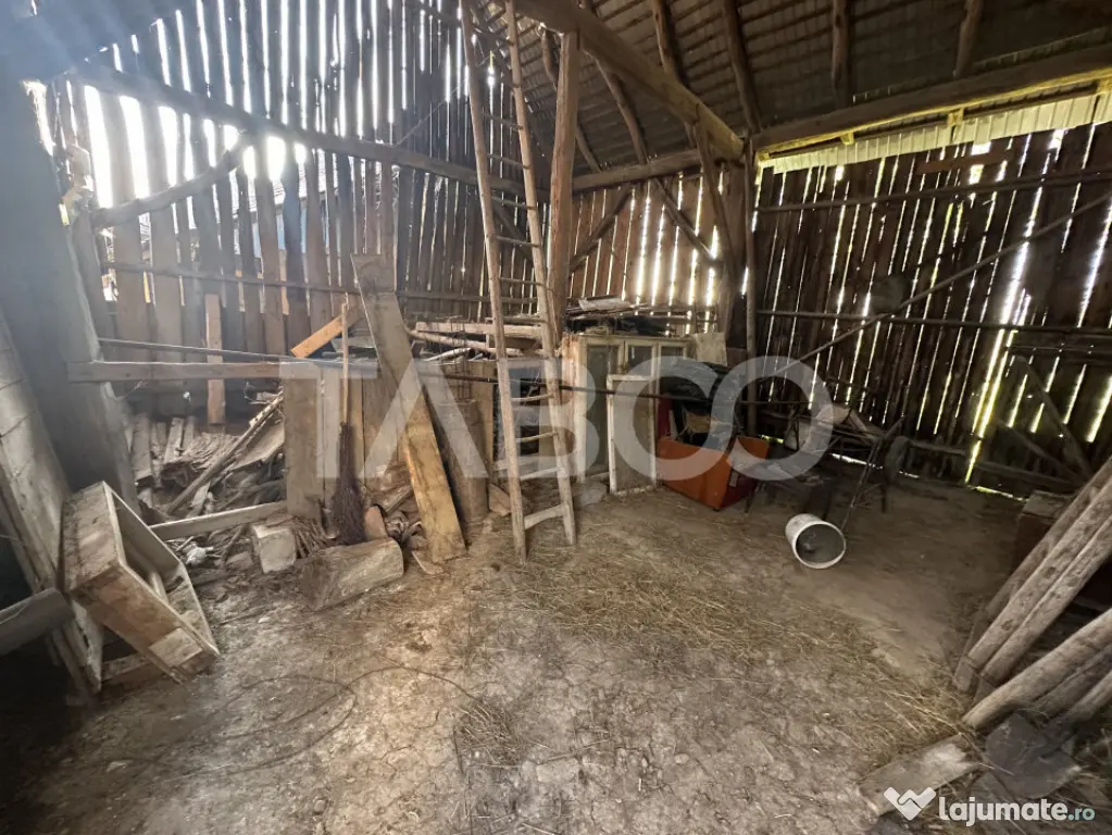 Casa la Tara 3 camere 80 mpu teren 3000 mp Venetia de Sus Fa - Venetia De Sus (Brasov)