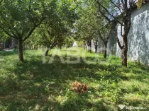 Teren intravilan de vanzare 1100 mp cu deschidere 14 ml Popl