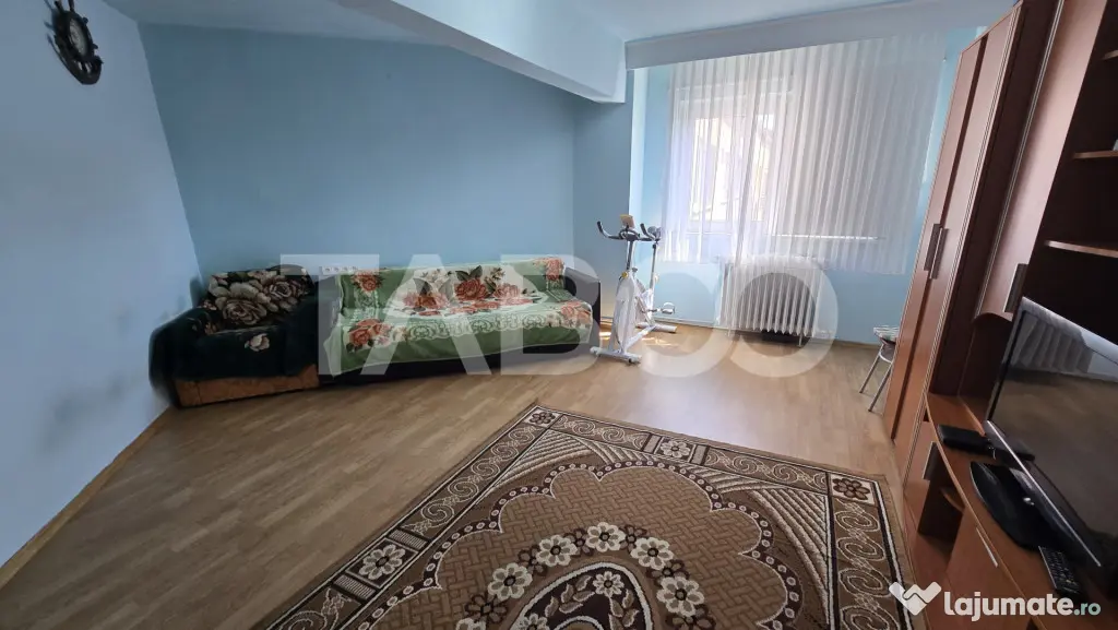 Apartament cu 2 camere decomandate de vanzare in Cartierul S - Sibiu (Sibiu)