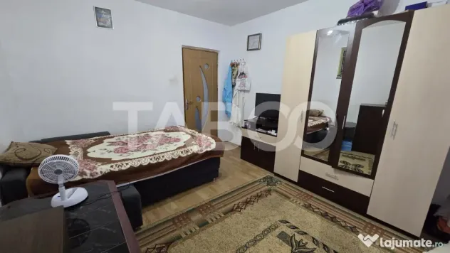 Apartament cu 2 camere decomandate de vanzare in Cartierul S - Sibiu (Sibiu)