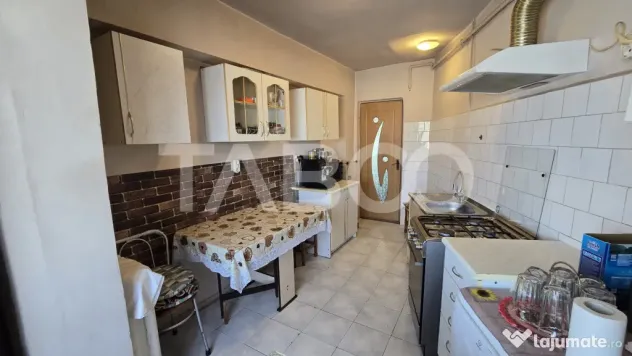 Apartament cu 2 camere decomandate de vanzare in Cartierul S - Sibiu (Sibiu)