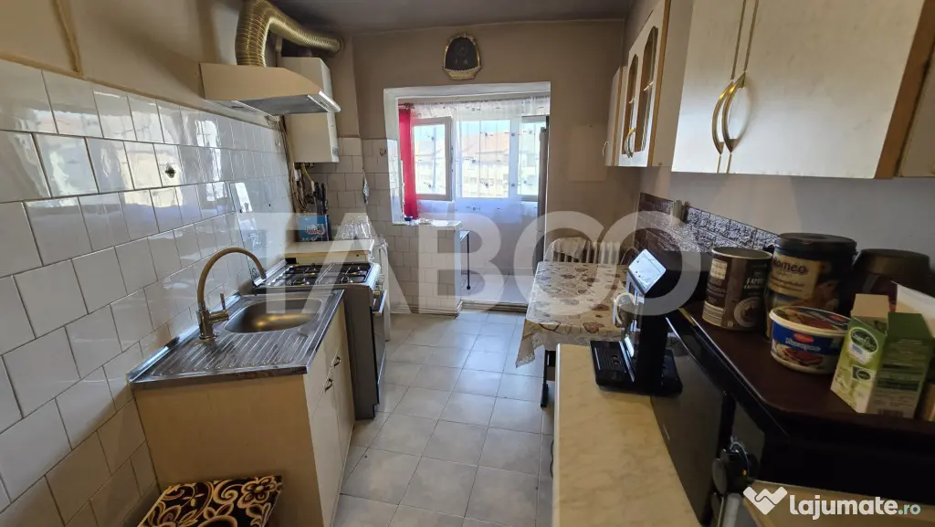 Apartament cu 2 camere decomandate de vanzare in Cartierul S - Sibiu (Sibiu)