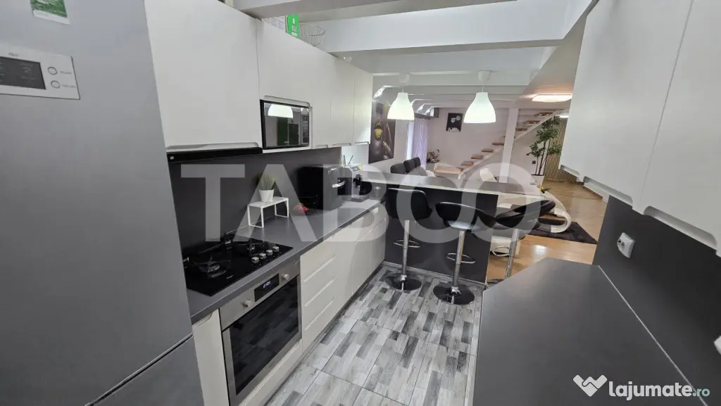 Apartament de 82mp utili cu 4 camere de vanzare in zona Raho - Sibiu (Sibiu)