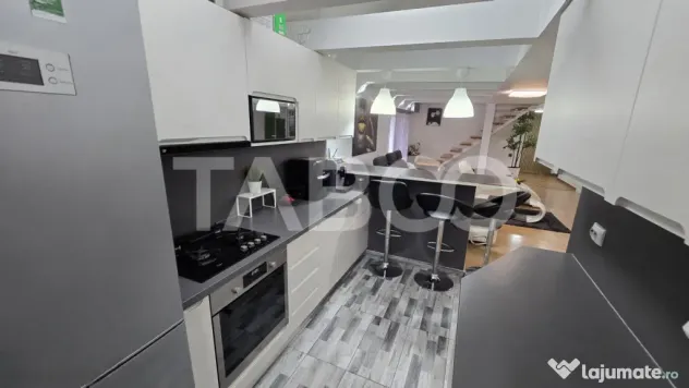 Apartament de 82mp utili cu 4 camere de vanzare in zona Raho - Sibiu (Sibiu)