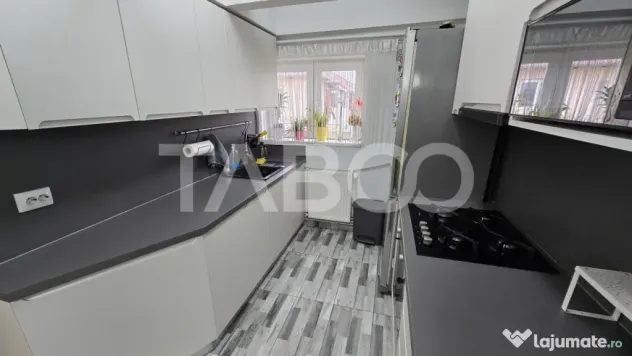 Apartament de 82mp utili cu 4 camere de vanzare in zona Raho - Sibiu (Sibiu)