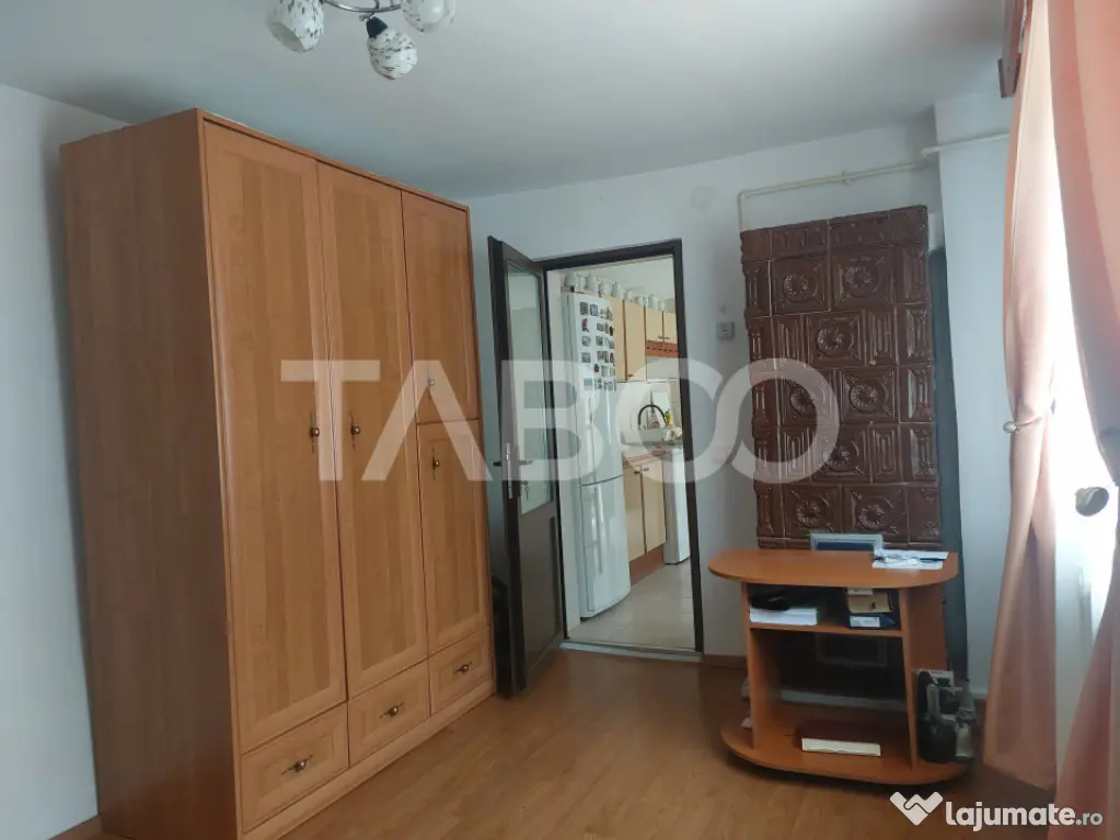 Apartament la casa 119 mpu 5 camere 2 bucatarii 3 bai gradin - Cisnadie (Sibiu)