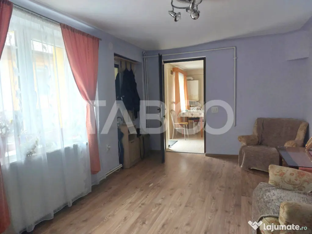 Apartament la casa 119 mpu 5 camere 2 bucatarii 3 bai gradin - Cisnadie (Sibiu)