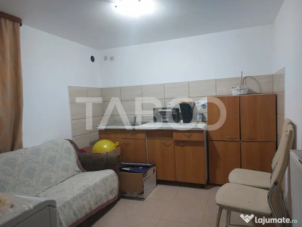 Apartament la casa 119 mpu 5 camere 2 bucatarii 3 bai gradin - Cisnadie (Sibiu)