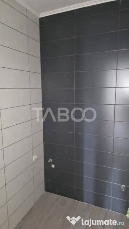 Apartament nou decomandat cu 3 camere de vanzare in Sebes - Sebes (Alba)