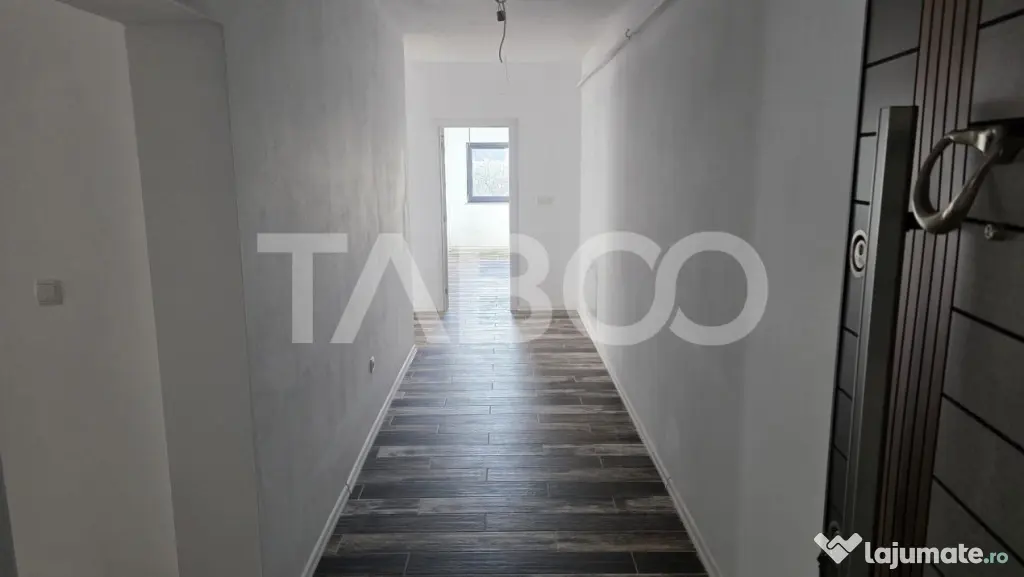 Apartament nou decomandat cu 3 camere de vanzare in Sebes - Sebes (Alba)