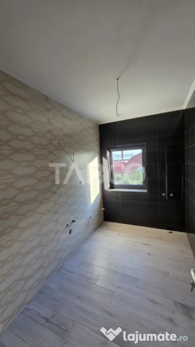 Apartament nou decomandat cu 3 camere de vanzare in Sebes - Sebes (Alba)