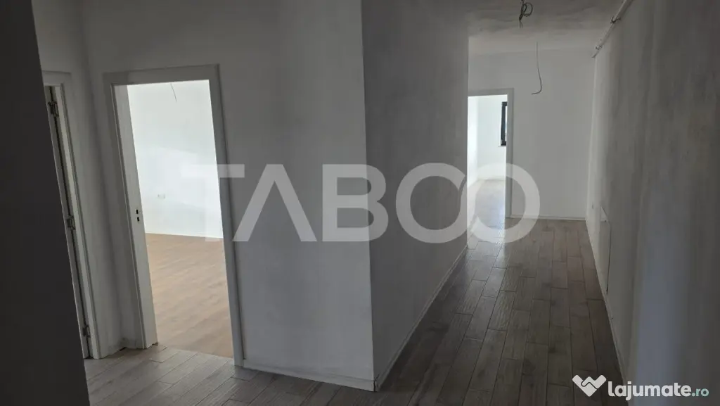 Apartament nou decomandat cu 3 camere de vanzare in Sebes - Sebes (Alba)