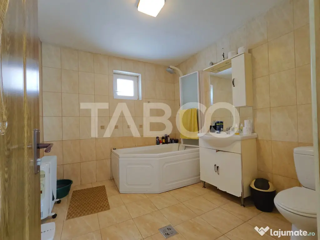 Casa 4 camere cu teren 503 mp si acces auto in curte - Comis - Sibiu (Sibiu)