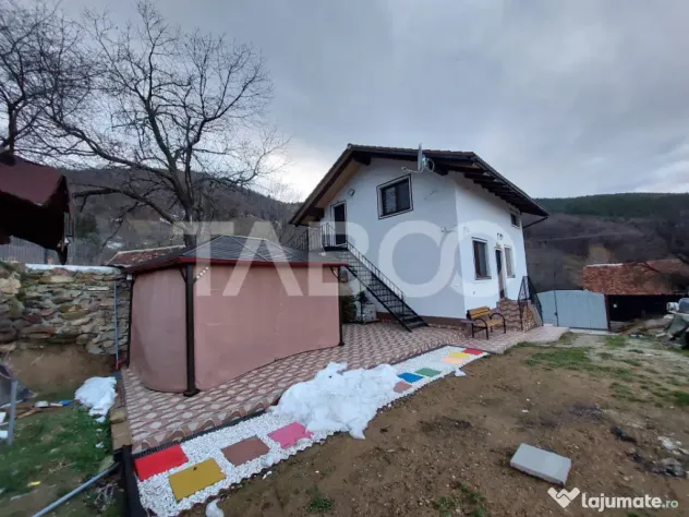 Casa de vacanta - pensiune 96 mp teren de 875 mp in Rasinari - Rasinari (Sibiu)