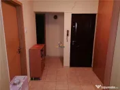 Apartament 3 Camere Decomandat cu Centrala zona Olimpia 
