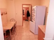 Apartament 3 Camere Decomandat cu Centrala zona Olimpia 