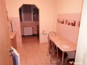 Apartament 3 Camere Decomandat cu Centrala zona Olimpia 
