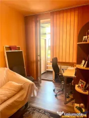 Apartament cu 3camere, etaj1, bloc de 4 nivele, langa Piata 