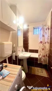 Apartament cu 3camere, etaj1, bloc de 4 nivele, langa Piata 
