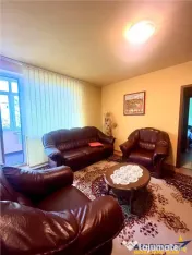 Apartament cu 3camere, etaj1, bloc de 4 nivele, langa Piata 