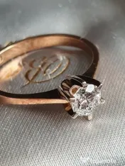 Inel deosebit solitaire cu diamant natural 0,6ct VS 