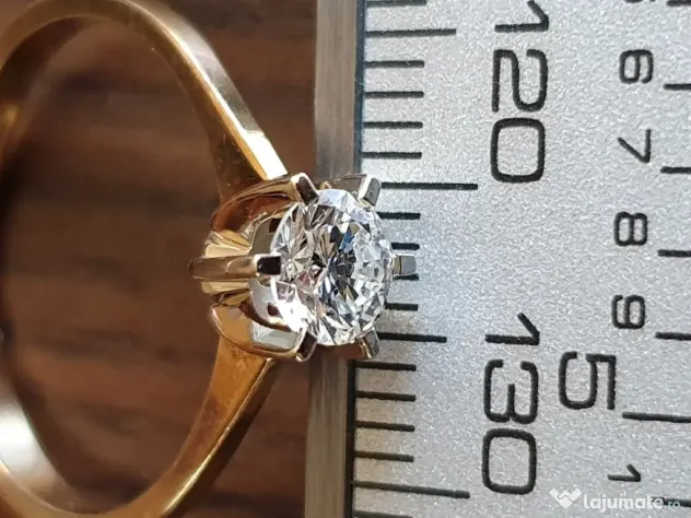 Inel deosebit solitaire cu diamant natural 0,6ct VS