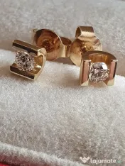 Pereche extravaganta de cercei cu diamante naturale 