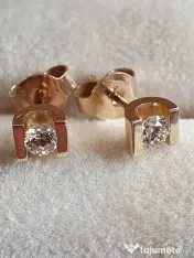Pereche extravaganta de cercei cu diamante naturale 