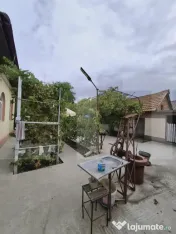 Casă renovată, 3 camere, teren 2.252 mp, anexe, acces din 
