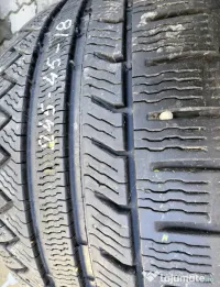 Vând două anvelope MICHELIN şi una NANKANG