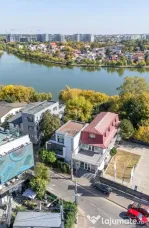 Vila unica de vanzare, gradina matura si vedere la Lac, in zona Tei