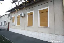 Proprietar vand 2 case alaturate, ideal pentru 2 FAMILII Timisoara