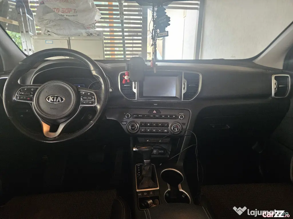 Kia Sportage 2.0 DSL HP 6AT 4x4 Style - Bucuresti (Bucuresti-Ilfov)