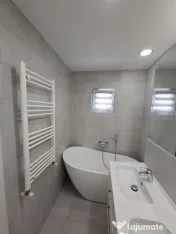 Apartament cu 3 camere 2 bai balcon cu vedere panoramică Bd Ferdinand 