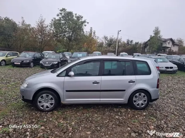 Volkswagen Touran - Pietraria (Iasi)