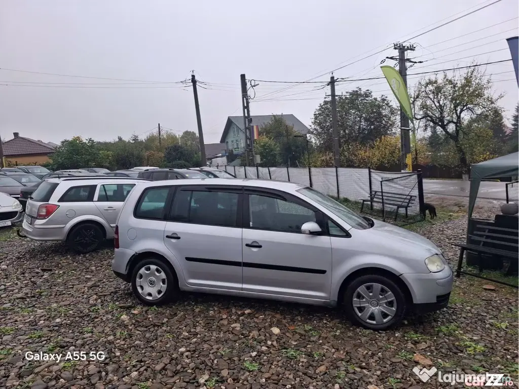 Volkswagen Touran - Pietraria (Iasi)