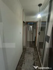 Apartament cu 3 camere decomandat, balcon închis 