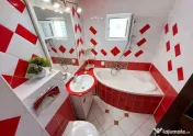 3 Camere | Centrală Proprie | Parcare | Decomandat