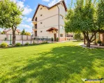 Vila de prestigiu, Tractorul, Coresi, teren 700mp, 2 corpuri