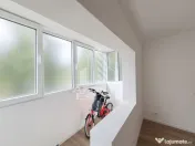 Apartament 3 camere de vanzare,decomandat,et.1Dambovita Nora,Timisoara