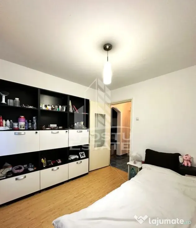 Apartament cu 3 camere, de vanzare, in zona Fortuna, Arad. - Arad (Arad)