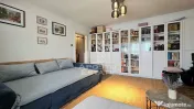 Apartament de vanzare cu 3 camere, mobilat si utilat, zona Bucovina