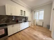 Apartament 2 camere plus birou, etaj 1, in Timisoara zona Balcescu.