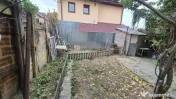 Casă individuală cu teren propriu – Zona Piața Centrală | Toate utilit 