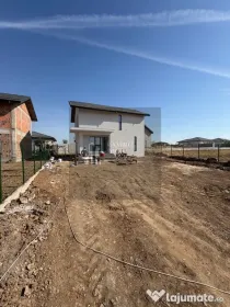 Casa individuala Comuna Berceni / Primaverii / Premium