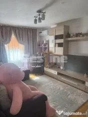 De vânzare apartament cu 2 camere decomandat 