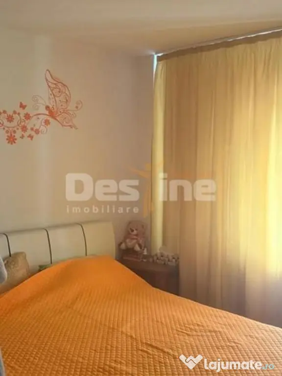 De vânzare apartament cu 2 camere decomandat - Constanta (Constanta)