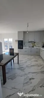 CASA INDIVIDUALA | 220 MP UTILI | 4 CAMERE 2 BAI | MOSNITA-