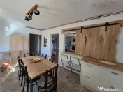 Casa la Podul Oltului 