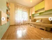 Inchiriez apartament 3 camere, zona Dambovita 